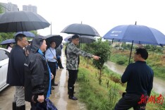 王启武调研督导防汛工作
