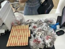 长沙农商银行：热心服务兑换零钱