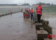 新安镇：做好“汛后”人居环境整治工作