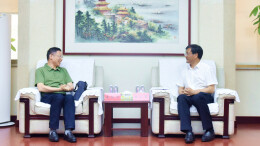 湖南日报社社长姜协军赴省人社厅交流对接工作