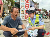 辰溪交警：夏日安全行，共筑平安路