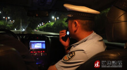 江华：山区群众夜晚被毒蛇咬伤 交警紧急接力开道送医