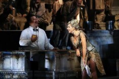 多个演出品牌覆盖各类观众，暑期北京舞台再掀热浪