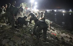 “你们安心抗洪，家里的事情交给我”