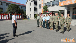 李雨初开展“八一”建军节走访慰问活动