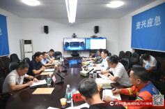 阚保勇在资兴市指挥调度防汛救灾工作