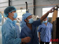 永顺县塔卧镇：莓茶飘香引学子，共谋发展促振兴