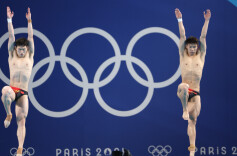 第12金！王宗源/龙道一夺得跳水男双三米板冠军