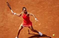 “我很累，但我还可以为国再打3个小时！”郑钦文，今晚决赛见