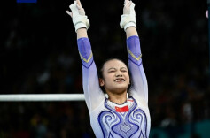 祝贺！中国体操“小花”邱祺缘夺女子高低杠银牌