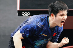 勇敢冲！今晚一起为樊振东加油