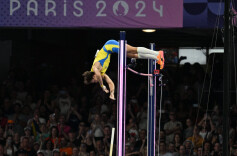 6米25！杜普兰蒂斯打破男子撑杆跳高世界纪录