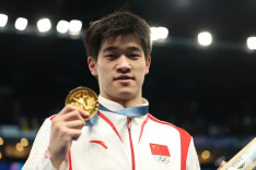 热搜霸榜！潘展乐夺冠，人气炸裂！00后运动员成商界新宠