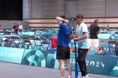 国乒男团积极备战比赛 王皓：希望大家拧成一股绳