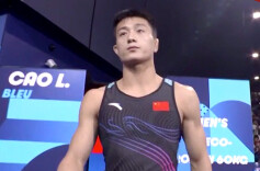 曹利国获得摔跤男子古典式60公斤级银牌