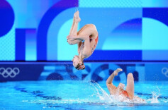 湖南第2金！张雅怡随队夺得奥运会花样游泳集体项目金牌