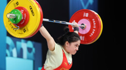 罗诗芳夺得举重女子59公斤级冠军