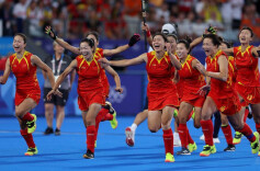 奥运第十四比赛日看点！国乒男团冲击五连冠，女曲时隔16年再进奥运决赛