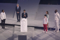 孙颖莎代表亚洲运动员登台