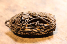 椰雕传承人的坚守与创新