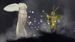 金色螳螂？法版美猴王？刷屏闭幕式的“金色旅行者”什么来头