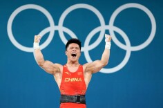 奥运冠军李发彬妻子在家卖菜？本人回应！