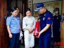 洪江区消防救援大队深入辖区酒店开展消防安全检查