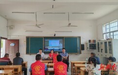 修梅镇：校车大“体检”，保障学生安全