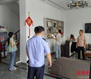 修梅镇开展酒店 民宿领域安全检查专项行动