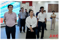 蒋春艳带队前往湖南石油化工职业技术学院考察交流