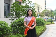 最美教师丨刘嘉茜：热爱当下，追光未来
