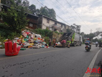 桂花园乡：关爱独居老人 改善卫生环境