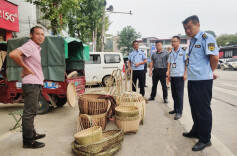 道县梅花镇：着力整治马路市场不松懈
