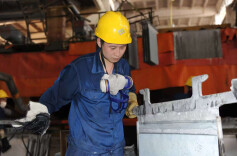 中国梦·大国工匠篇 | 柳祥国：用心炼锌，30年干好一件事