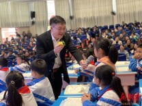 最美教师丨朱升：坚守育人初心，用爱浇灌教育