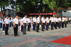 华容县举行向英雄烈士敬献花篮仪式