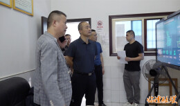 胡彬彬暗访督导国庆假期值班值守工作