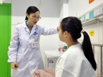 天气转凉，小心冷风刺激娃的“面子”！