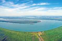 生态优先、绿色发展，共抓长江大保护——让母亲河永葆生机活力（新时代画卷）