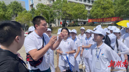 最美教师丨谢永稳：春风化雨，铸就思想之魂