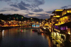 国内外游客缘何青睐湘西州