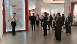 全国政协常委滕树静携湘西州民营企业家一行到访大汉集团