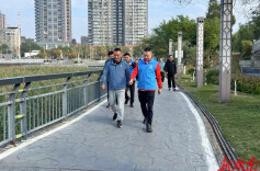 望岳路街道政协联组开展绿色低碳健步行活动暨政协委员述职会