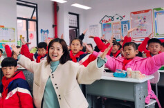 最美教师丨周情：最是真情动人心