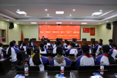 与“宪”同行 护“未”成长