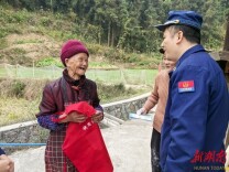 洪江区消防救援大队开展消防宣传 “进农村”活动