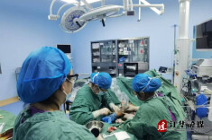 江华人民医院完成首例动静脉内瘘球囊扩张术