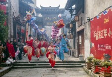 福地怀化•温暖季|别再纠结春节去哪，洪江古商城邀您共赴一场年味之约