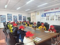 岳龙社区：快乐度寒假，安全不“放假”