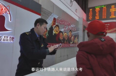 一夜奔波三万步，温暖旅客回家路